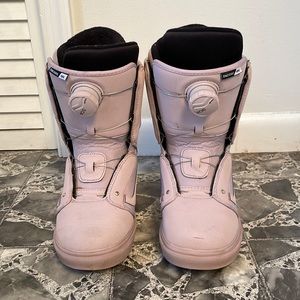 Vans Snowboard Boots